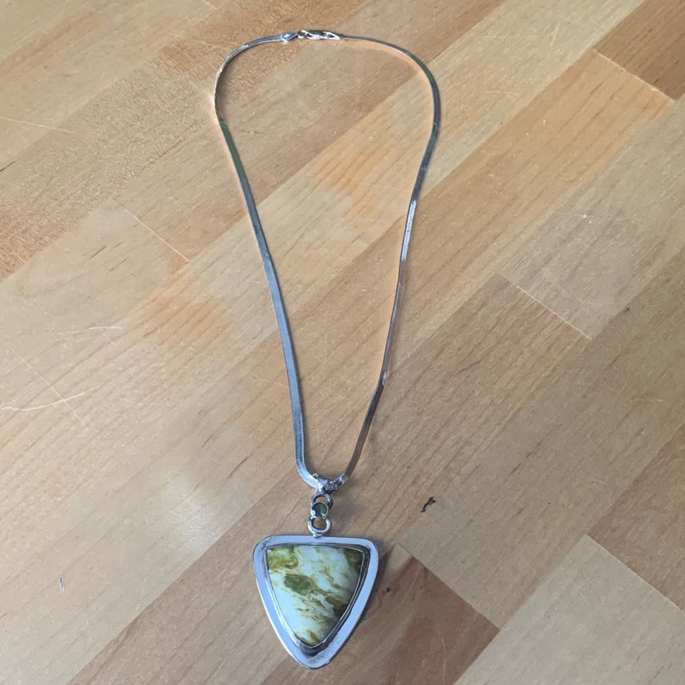 Sterling Silver Serpentine pendant necklace